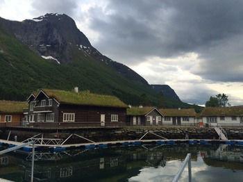 Отель Sagafjord - By Classic Norway Saebo (More og Romsdal)